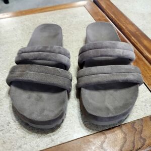 Varley Giles Slides Taupe Size 10